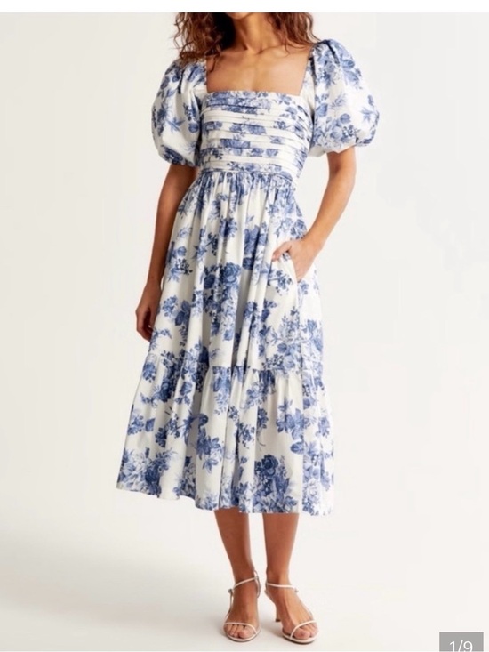 Abercrombie & Fitch Dresses & Skirts - Abercrombie & Fitch Emerson Blue Floral Puff-Sleeve Midi